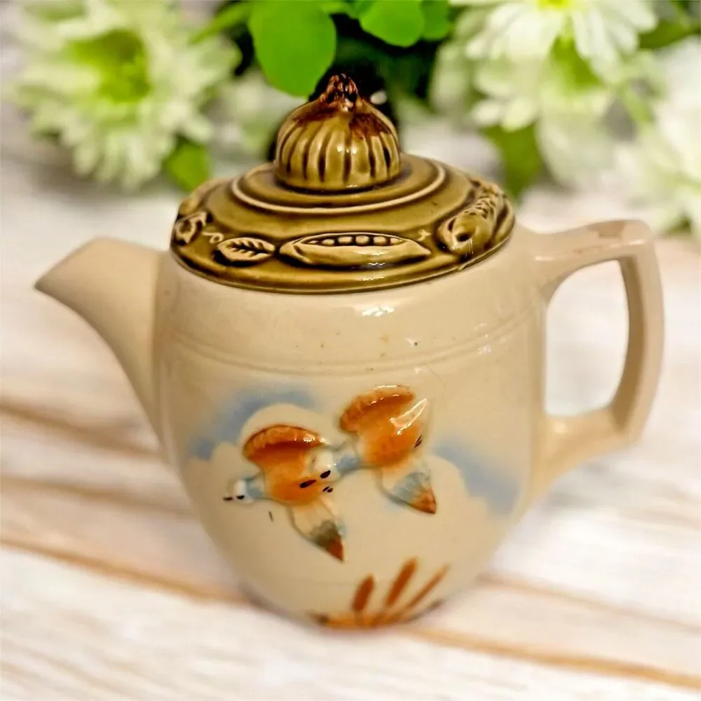Vintage Porcelier Vitreous China Teapot – Duck Design – Rare Find!